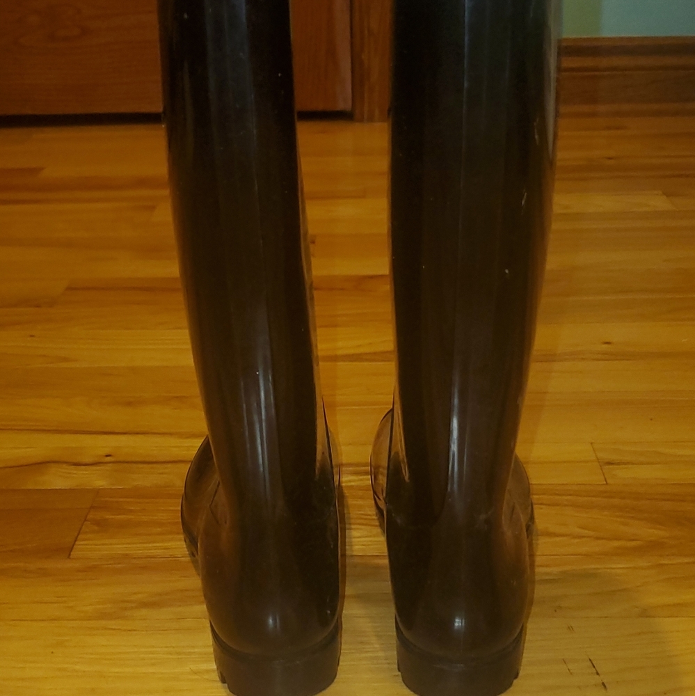 Black rain boots